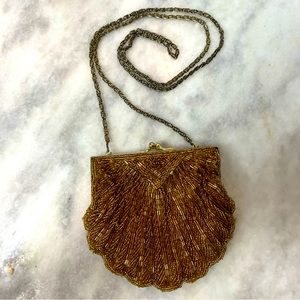 Beautiful gold beaded La Regale vintage evening shoulder purse